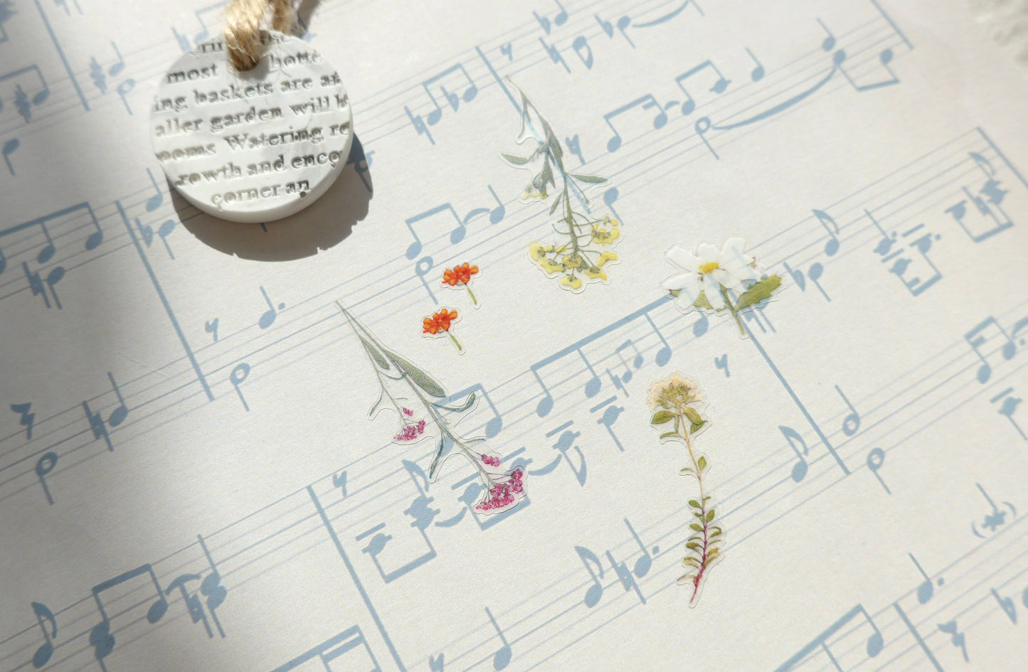 Suatelier - Flower Letter
